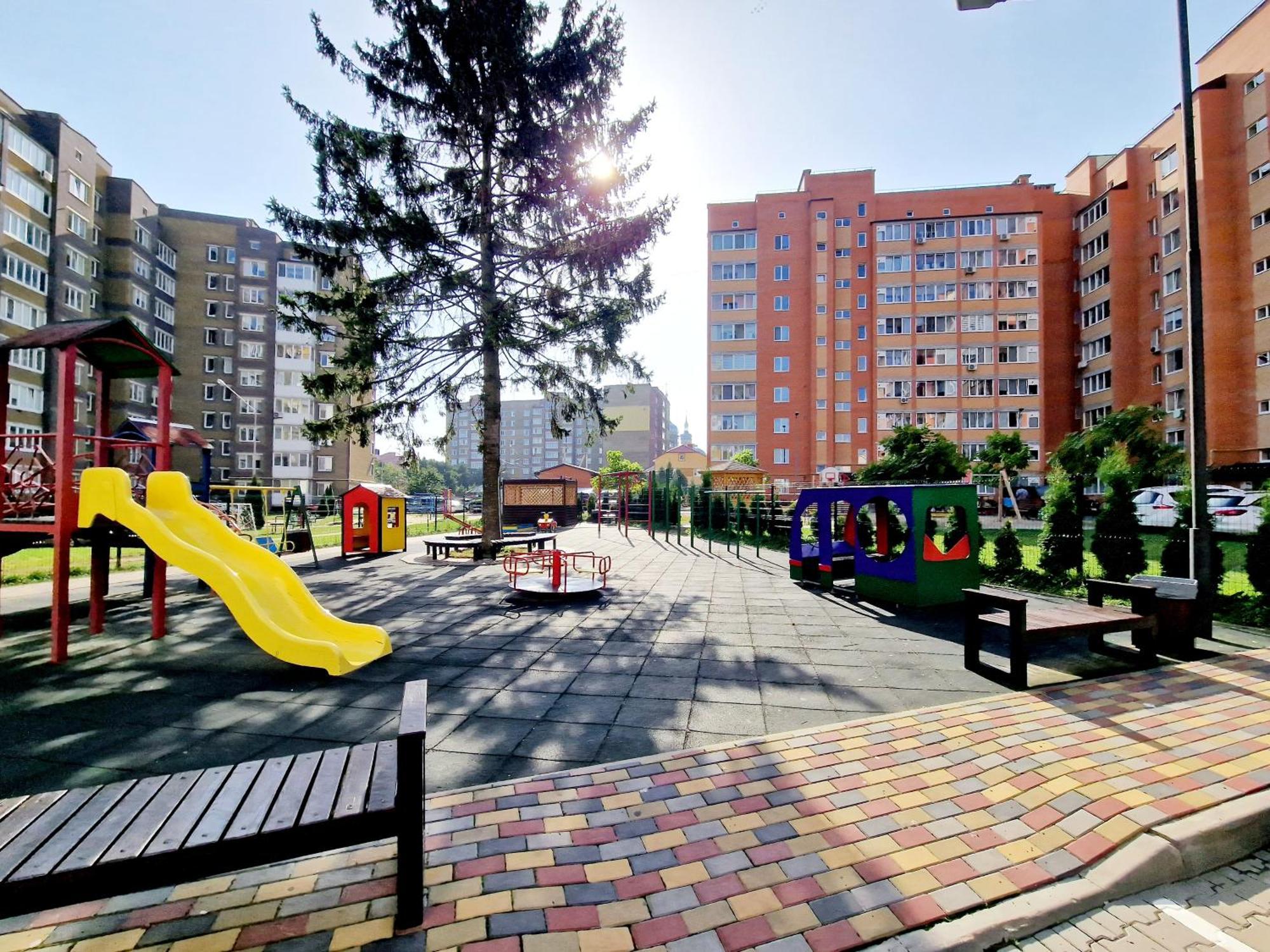 לוצק Apartament On Chornovola, 40 Жк "Варварівка" מראה חיצוני תמונה